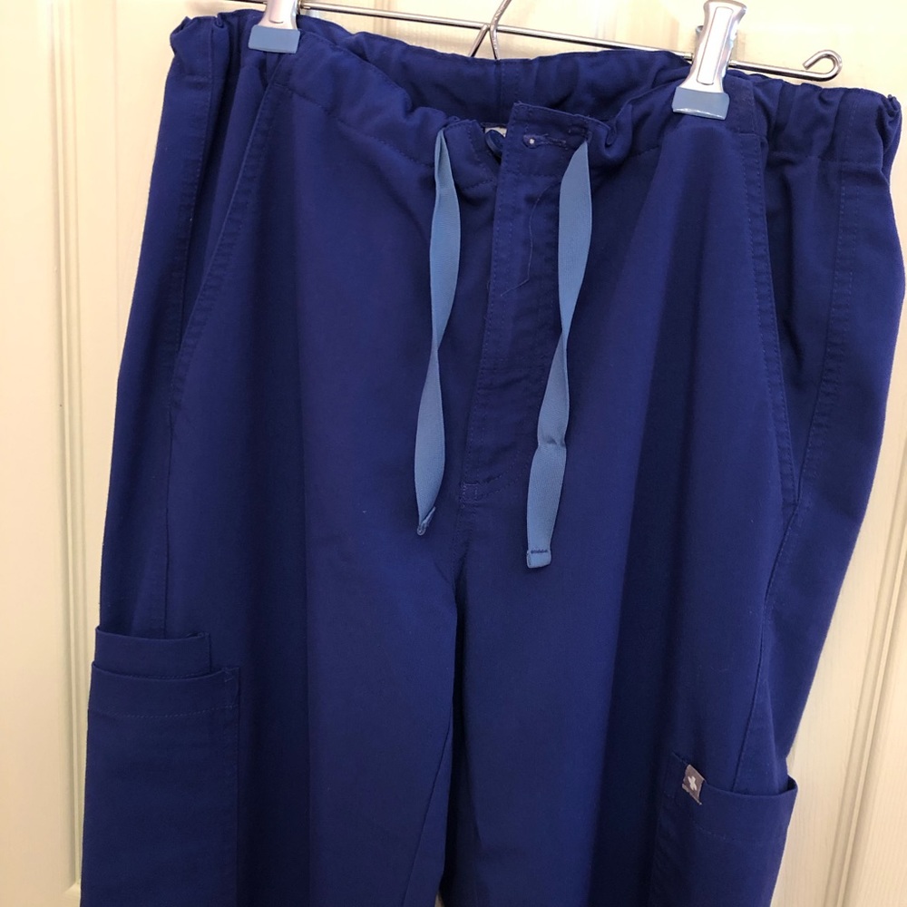 Size S Figs scrub pants